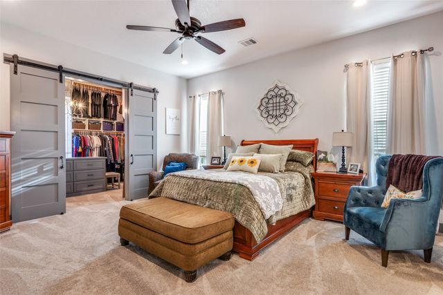 216 Deer Glade Court, Azle, TX 76020