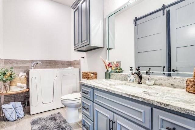 216 Deer Glade Court, Azle, TX 76020