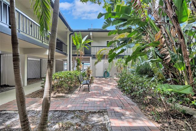 3232 S MACDILL AVENUE 210, Tampa, FL 33629