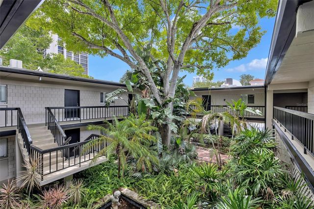 3232 S MACDILL AVENUE 210, Tampa, FL 33629