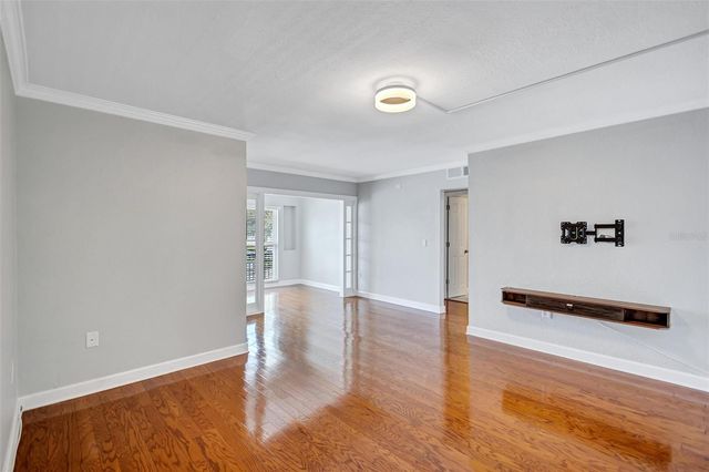 3232 S MACDILL AVENUE 210, Tampa, FL 33629