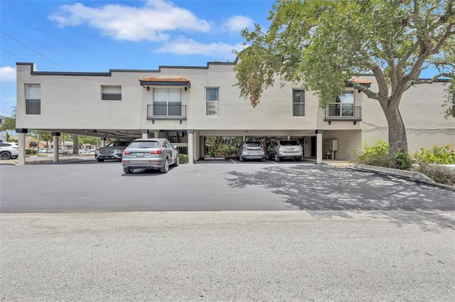 3232 S MACDILL AVENUE 210, Tampa, FL 33629