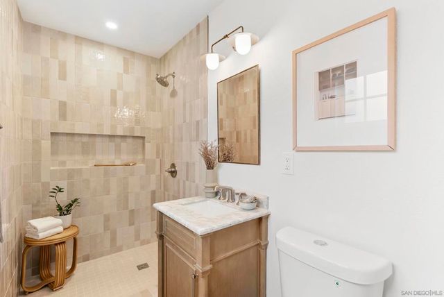 4216 Posey Pl, San Diego, CA 92105