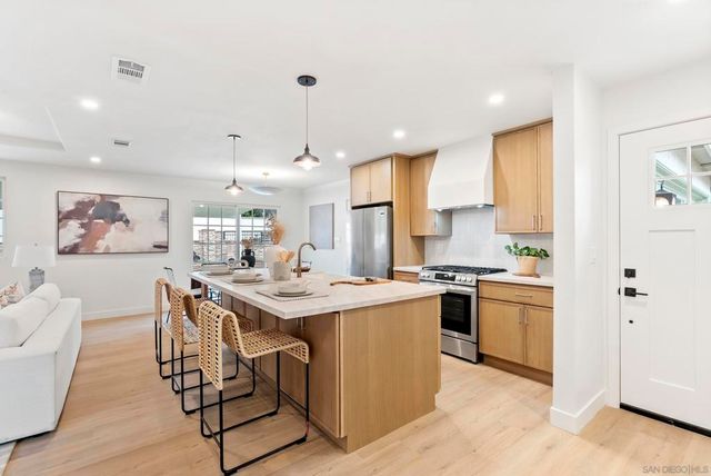 4216 Posey Pl, San Diego, CA 92105