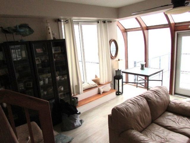 54 Oceanside Drive 54, Hull, MA 02045