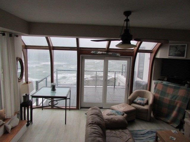 54 Oceanside Drive 54, Hull, MA 02045
