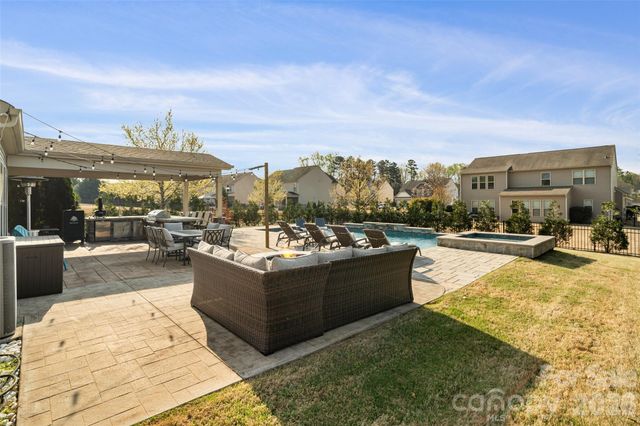 5067 Nighthawk Drive, Fort Mill, SC 29707