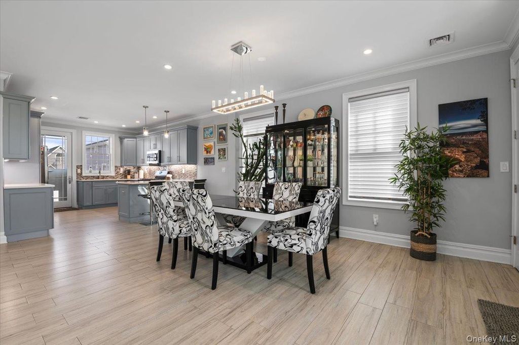 639 Lincoln Street, Baldwin, NY 11510 — photo 4
