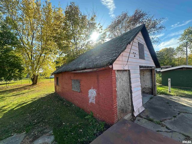 1030 W BERRIEN Street, Galesburg, IL 61401