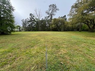 10685 Old Voth Road, Beaumont, TX 77713