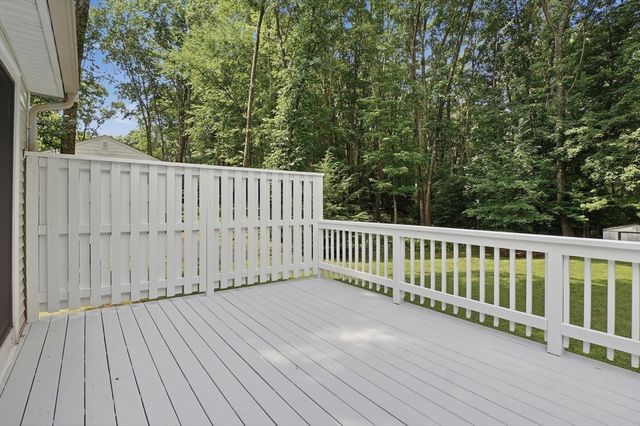 36 Valentine Rd, Northborough, MA 01532