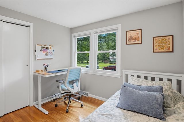 36 Valentine Rd, Northborough, MA 01532