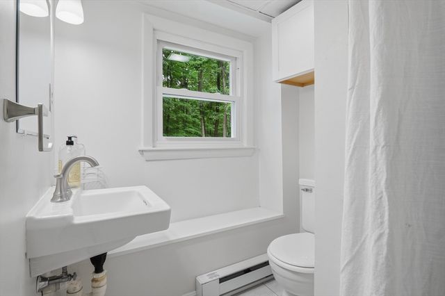 36 Valentine Rd, Northborough, MA 01532
