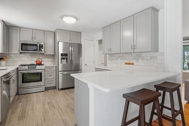 36 Valentine Rd, Northborough, MA 01532