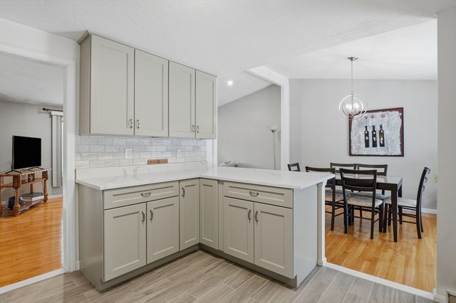 36 Valentine Rd, Northborough, MA 01532