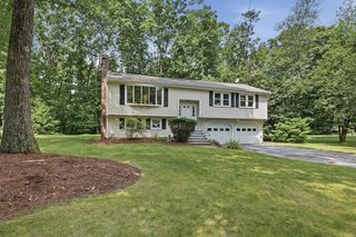 36 Valentine Rd, Northborough, MA 01532