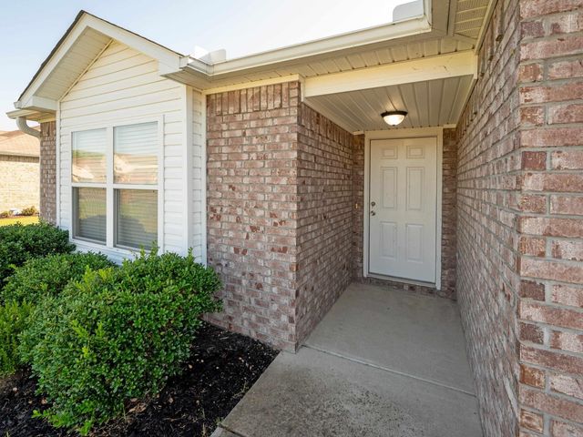 19 Heelstone Drive, Cabot, AR 72023