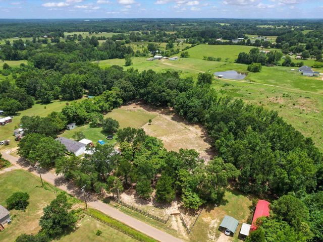 162 Holloway, Big Sandy, TX 75755