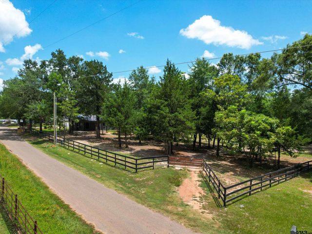 162 Holloway, Big Sandy, TX 75755