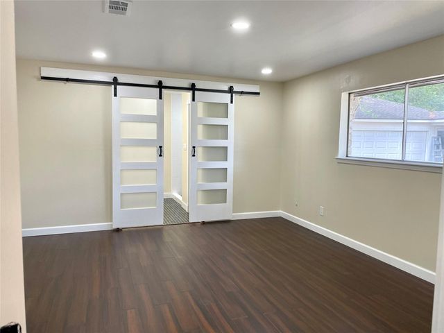 27213 Paula Lane, Conroe, TX 77385