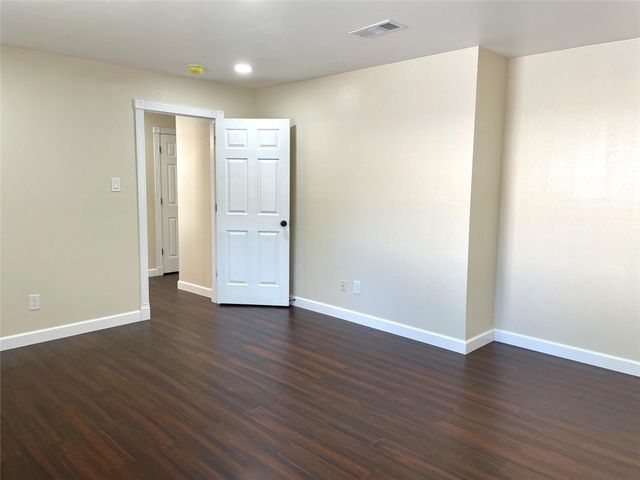 27213 Paula Lane, Conroe, TX 77385