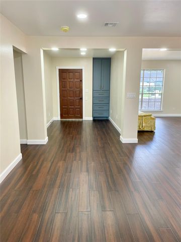 27213 Paula Lane, Conroe, TX 77385