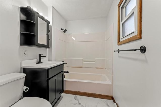 108 Oakwood AVENUE, Canton Twp, PA 15301
