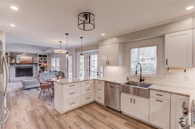 200 Spalding Circle, Sandy Springs, GA 30328