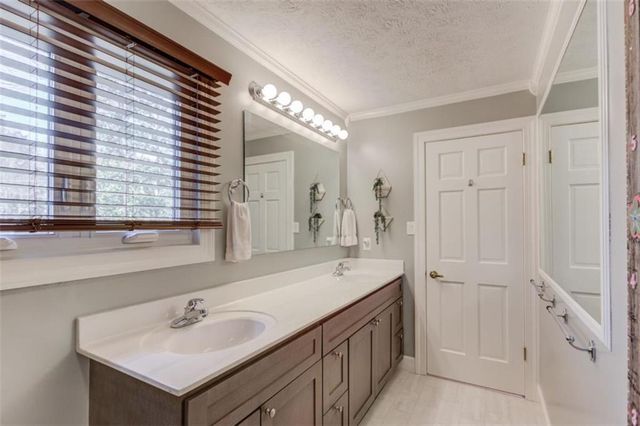 200 Spalding Circle, Sandy Springs, GA 30328