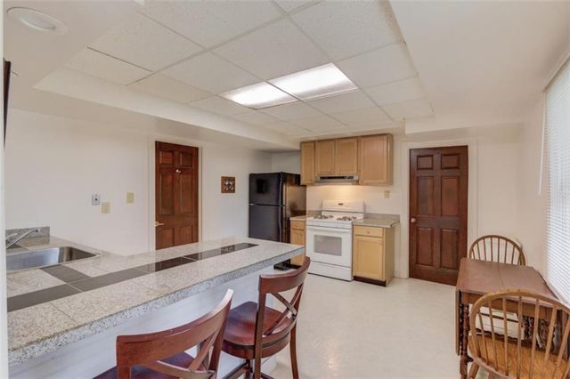 200 Spalding Circle, Sandy Springs, GA 30328