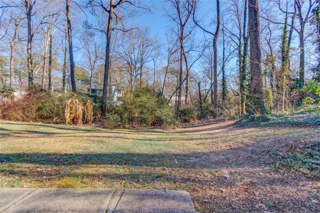 200 Spalding Circle, Sandy Springs, GA 30328