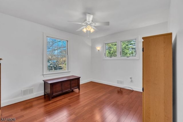 206 Cokesbury Rd, Tewksbury Twp., NJ 08833