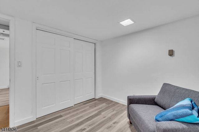 206 Cokesbury Rd, Tewksbury Twp., NJ 08833