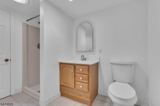 206 Cokesbury Rd, Tewksbury Twp., NJ 08833