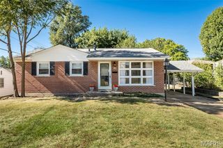 57 Saint Francis Lane, St Charles, MO 63301