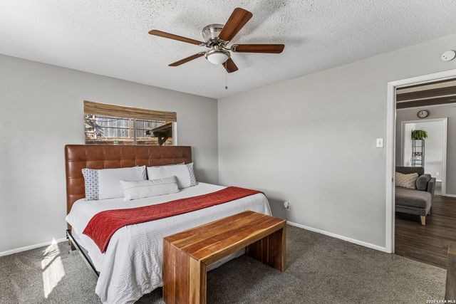 13017 Welcome Dr, Live Oak, TX 78233