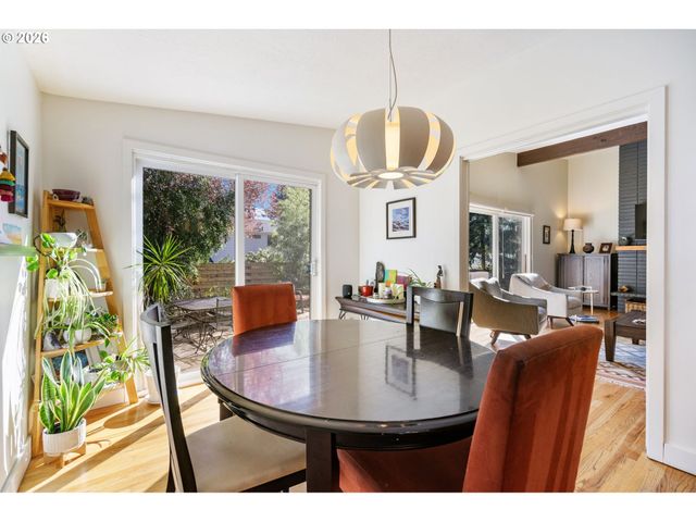 13410 Nw OVERTON St, Portland, OR 97229