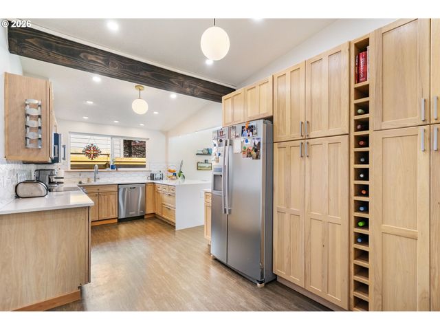 13410 Nw OVERTON St, Portland, OR 97229