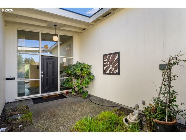 13410 Nw OVERTON St, Portland, OR 97229