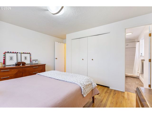 13410 Nw OVERTON St, Portland, OR 97229