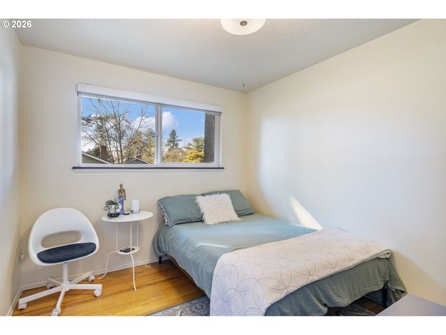 13410 Nw OVERTON St, Portland, OR 97229