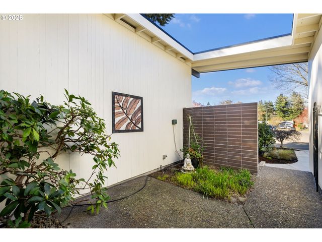 13410 Nw OVERTON St, Portland, OR 97229