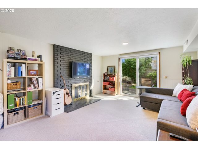 13410 Nw OVERTON St, Portland, OR 97229