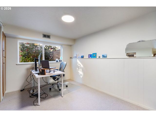 13410 Nw OVERTON St, Portland, OR 97229