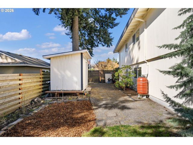 13410 Nw OVERTON St, Portland, OR 97229