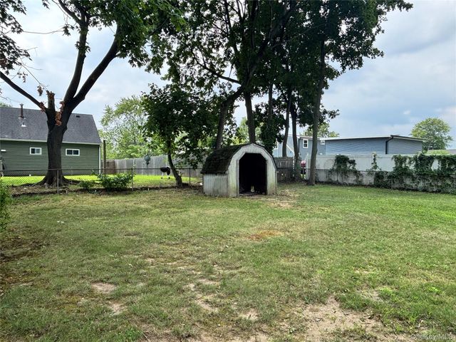 68 State Avenue, Wyandanch, NY 11798