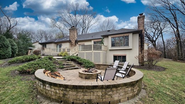 125 N RAINBOW Road, North Barrington, IL 60010