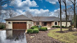 125 N RAINBOW Road, North Barrington, IL 60010
