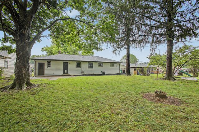 674 Karen Parkway, Newark, OH 43055