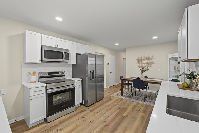674 Karen Parkway, Newark, OH 43055